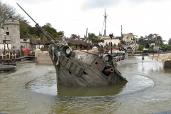 Battle Galleons
